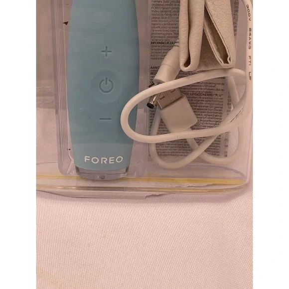 FOREO ISSA Rechargeable Electric Regular Toothbrush - Mint ‎ *BRAND NEW*